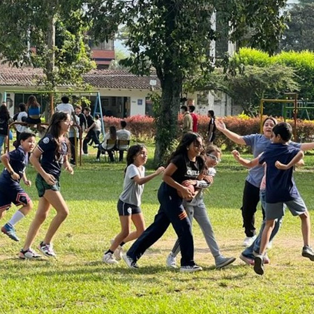 Liceo Campestre Crecer - Sembrando una nueva semilla