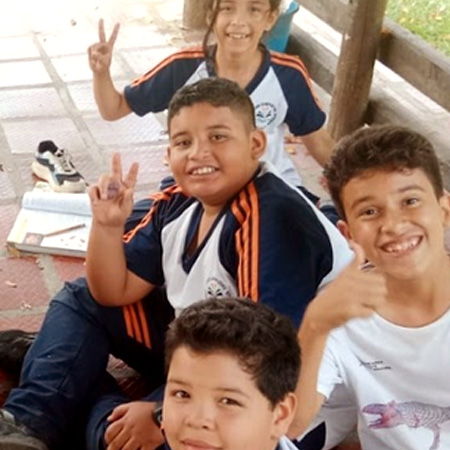 Liceo Campestre Crecer - Sembrando una nueva semilla